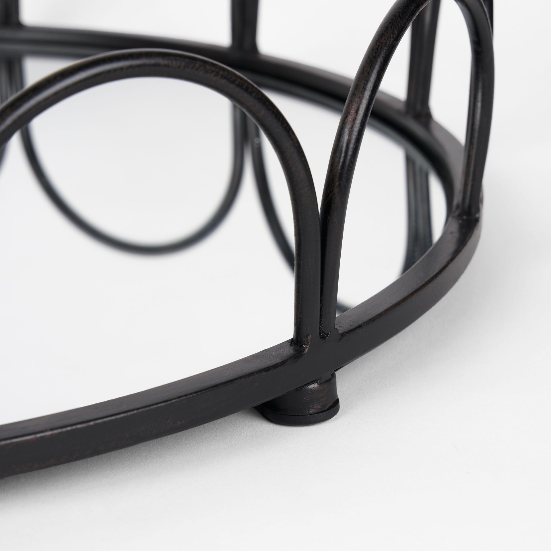 Lenore Round Metal/Mirror Tray Black (Set of 2) large image 