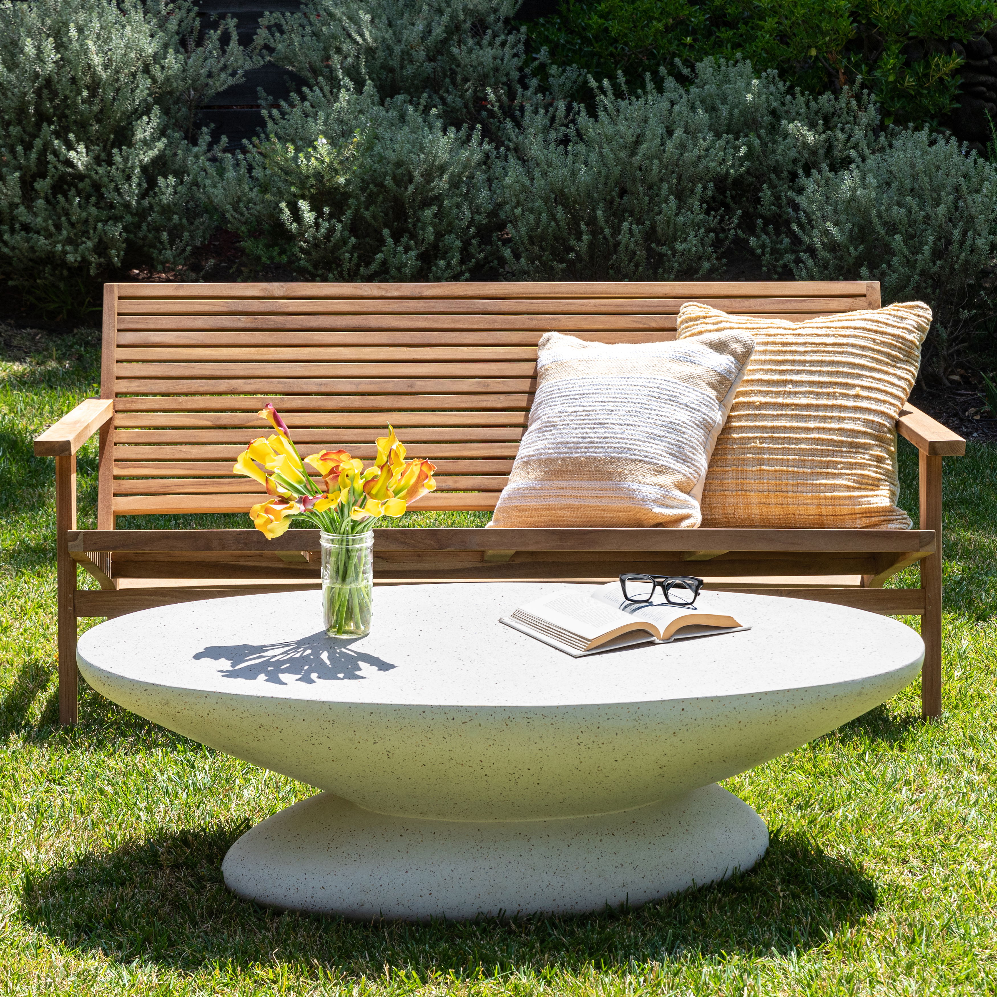 Jaela Coffee Table Ivory large image 