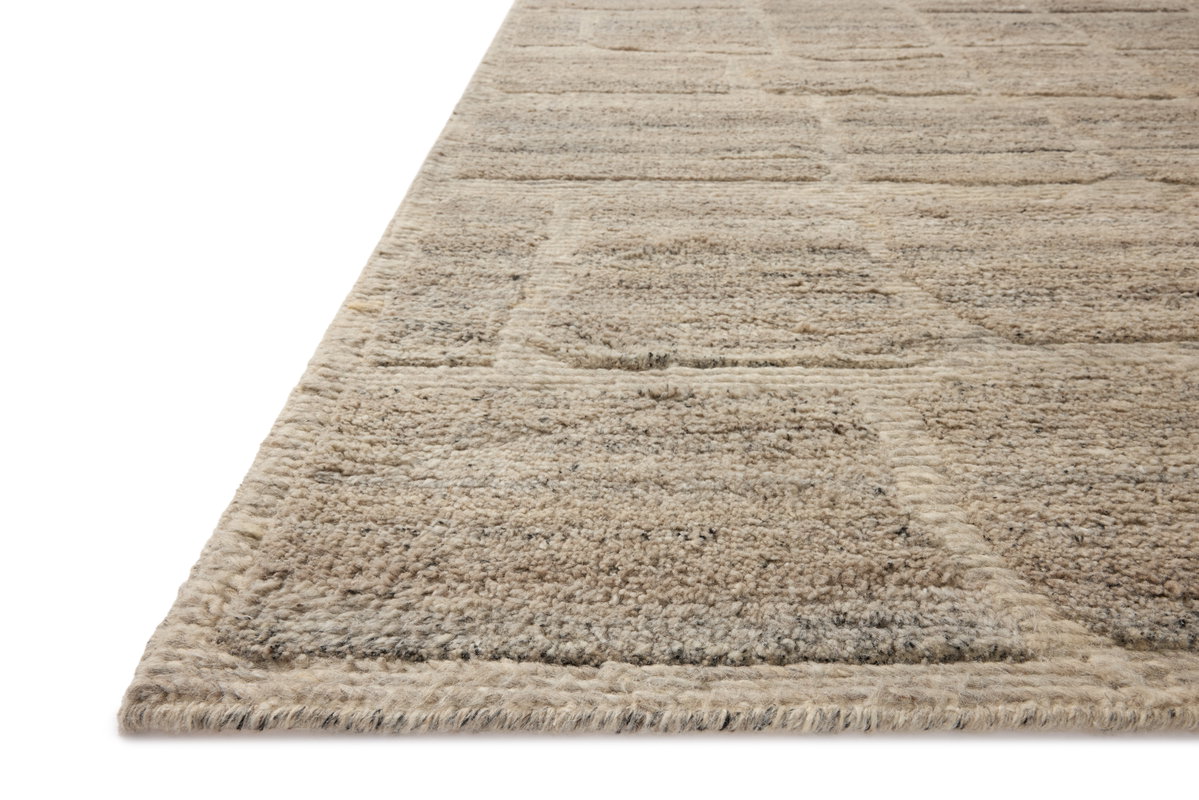 Loloi Hughes Rug, 4' length x 6' width View 3