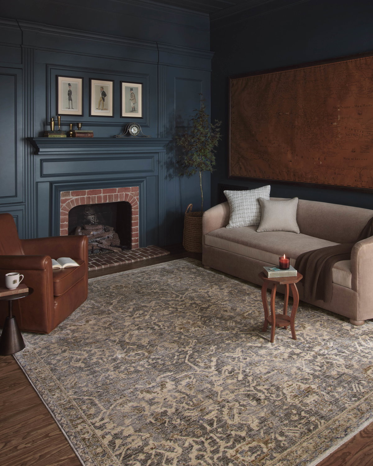 Magnolia Home by Joanna Gaines x Loloi Junie Rug, 1'6" length x 1'6" width View 2