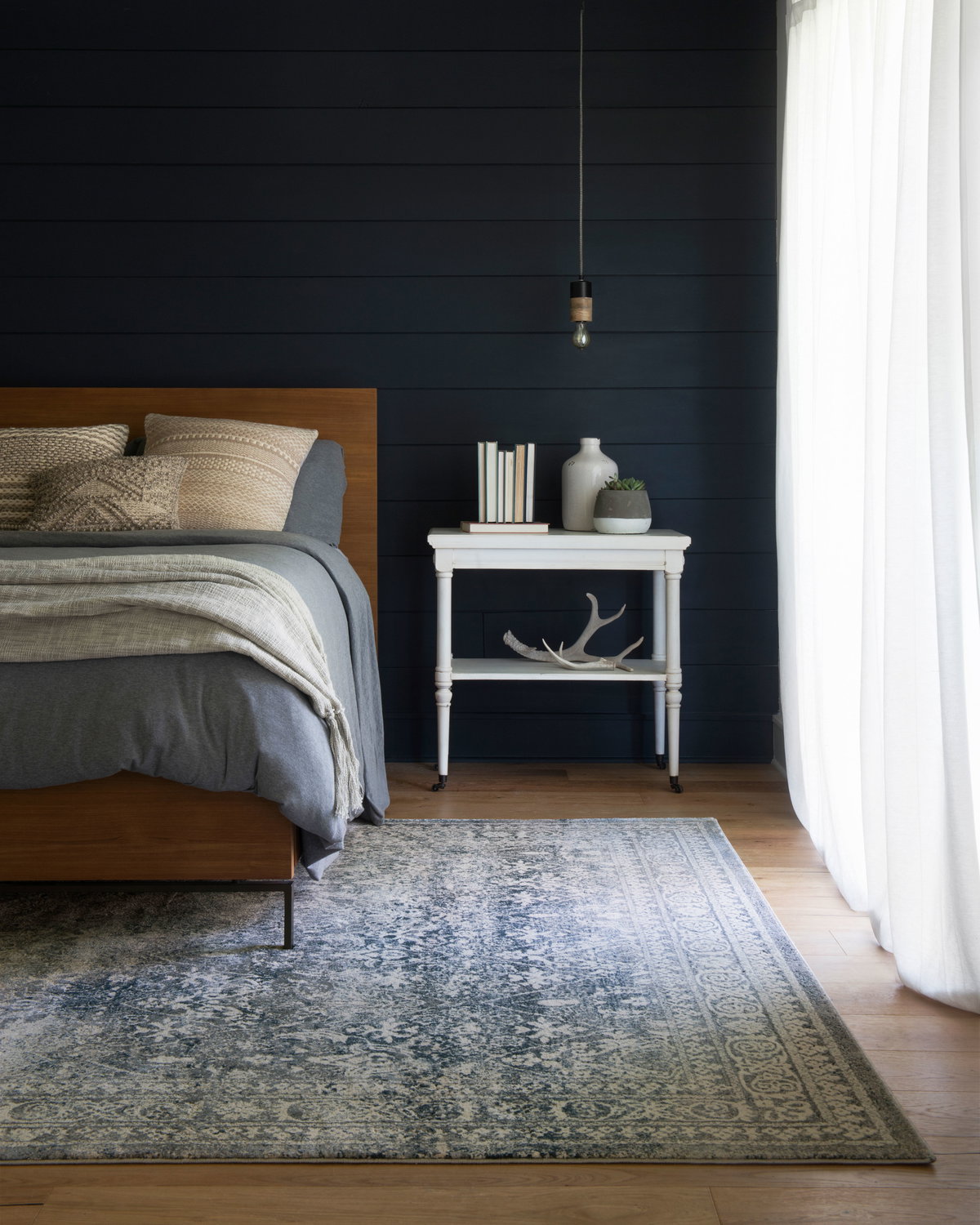 Magnolia Home by Joanna Gaines x Loloi Everly Rug, 2'7" length x 4' width View 2