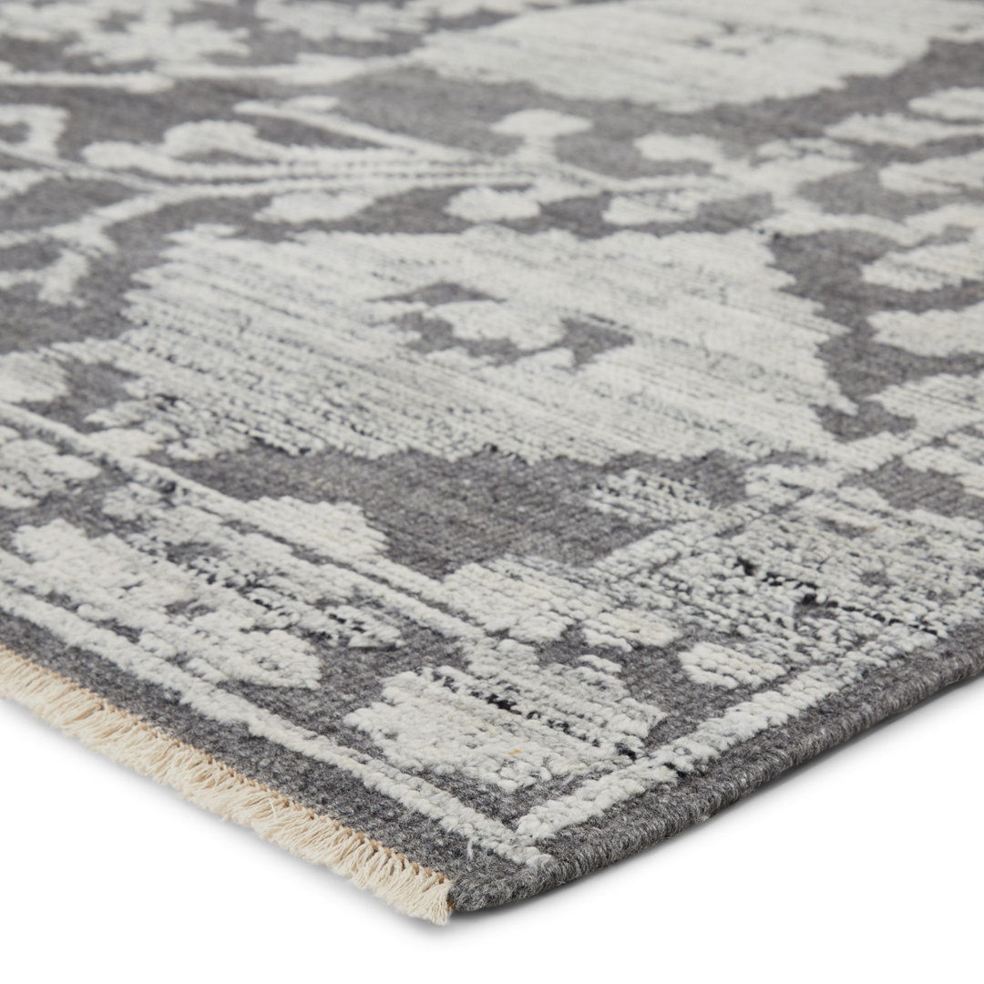 Floral Hand-Knotted Wool Gray Area Rug large image 