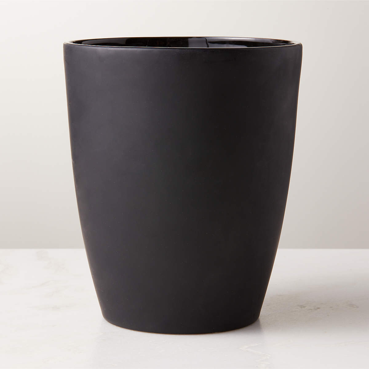 Online Designer Bathroom Rubber-Coated Black Wastebasket