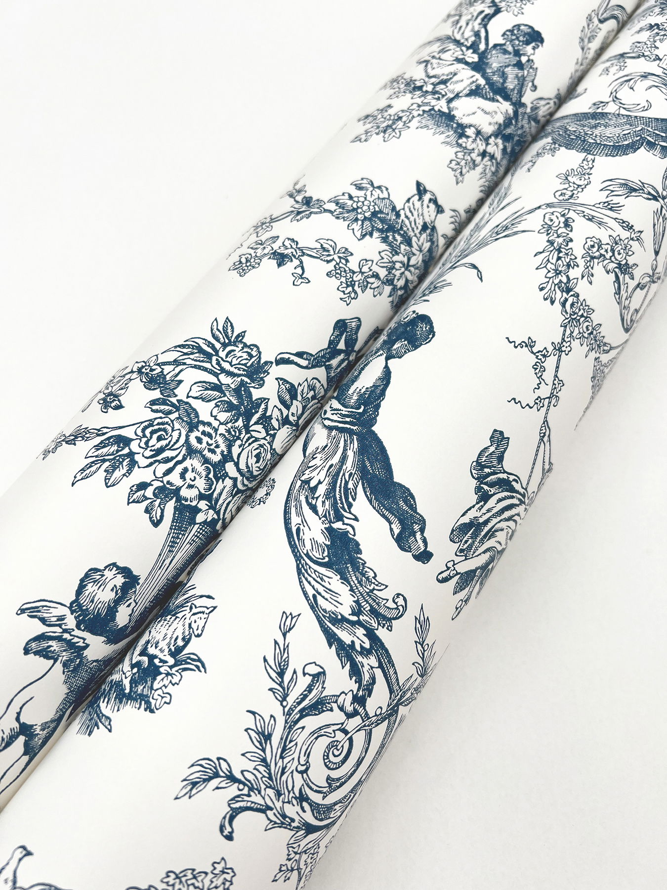 Old World Toile Blue & White Wallpaper large image 