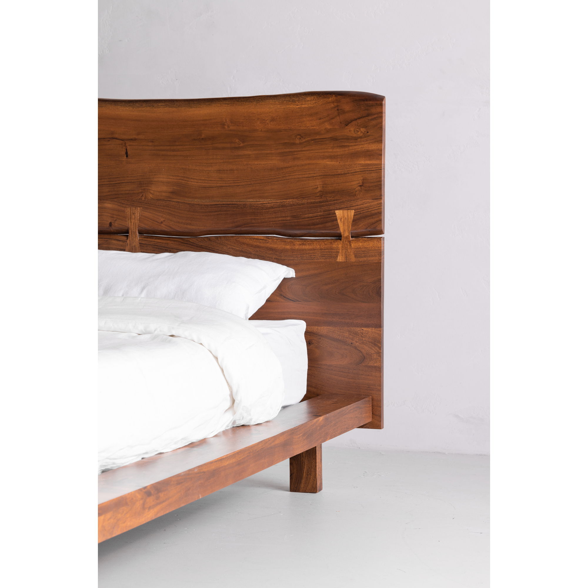 Madagascar Platform Bed Queen Brown large image 
