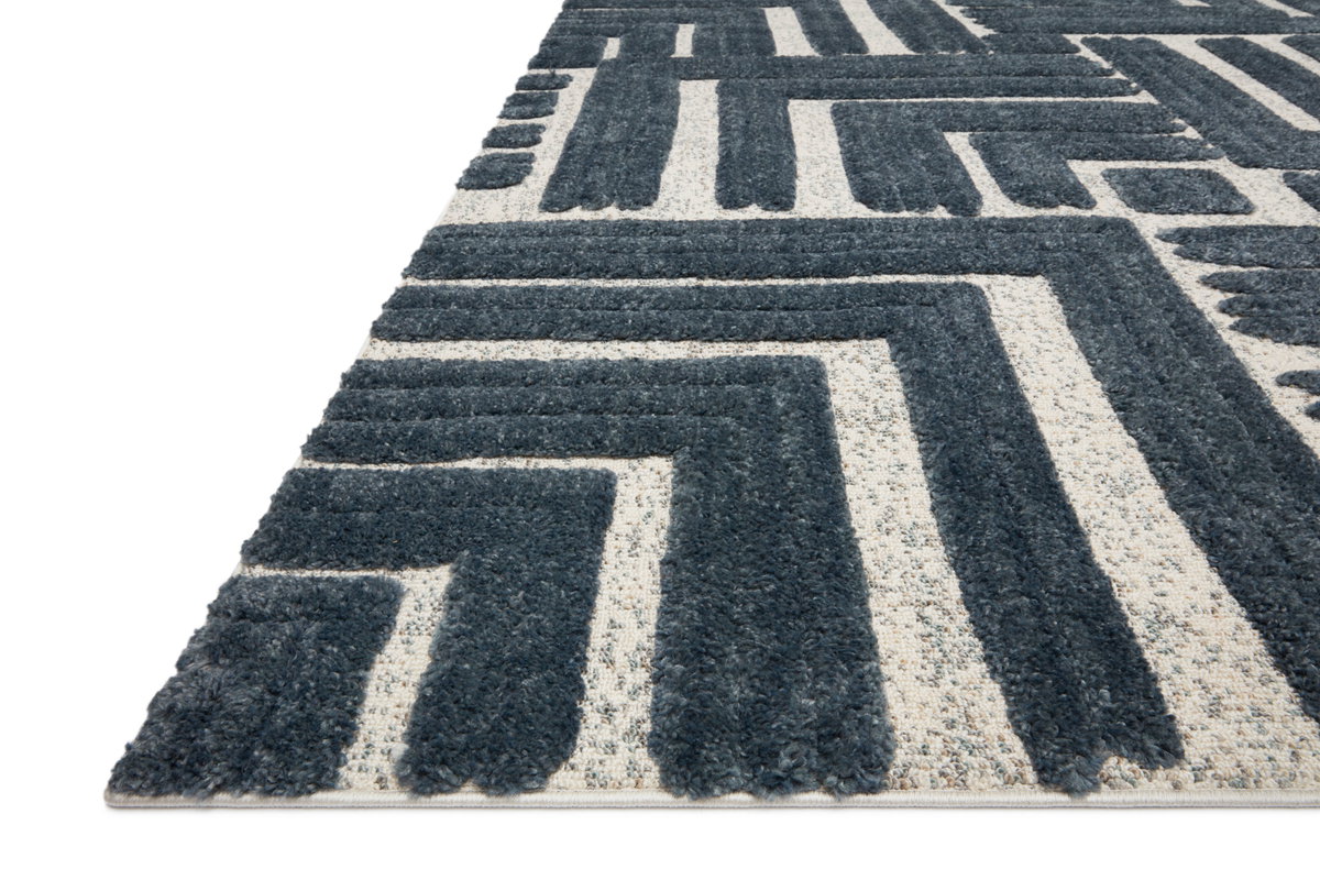 Loloi Hagen Rug, 2'7" length x 4' width View 3