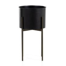 Online Designer Bathroom Jed Planter