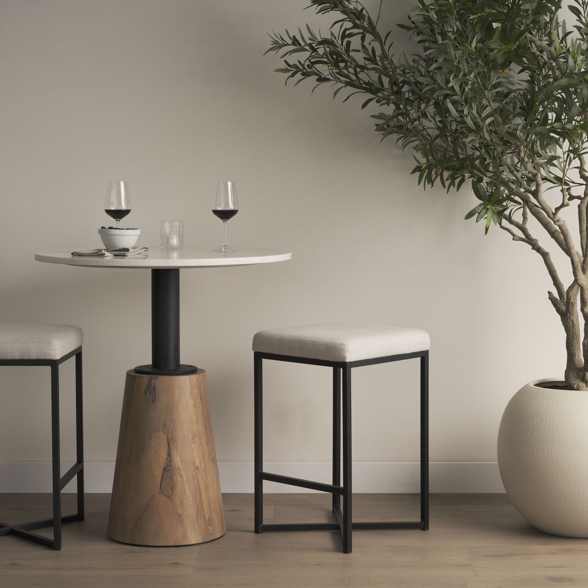 Frodo 26.4' Seat Height White Fabric Seat Black Metal Base Stool, Counter & Bar Stool by Mercana, 16.5" length x 16.5" width x 26.4" height View 3