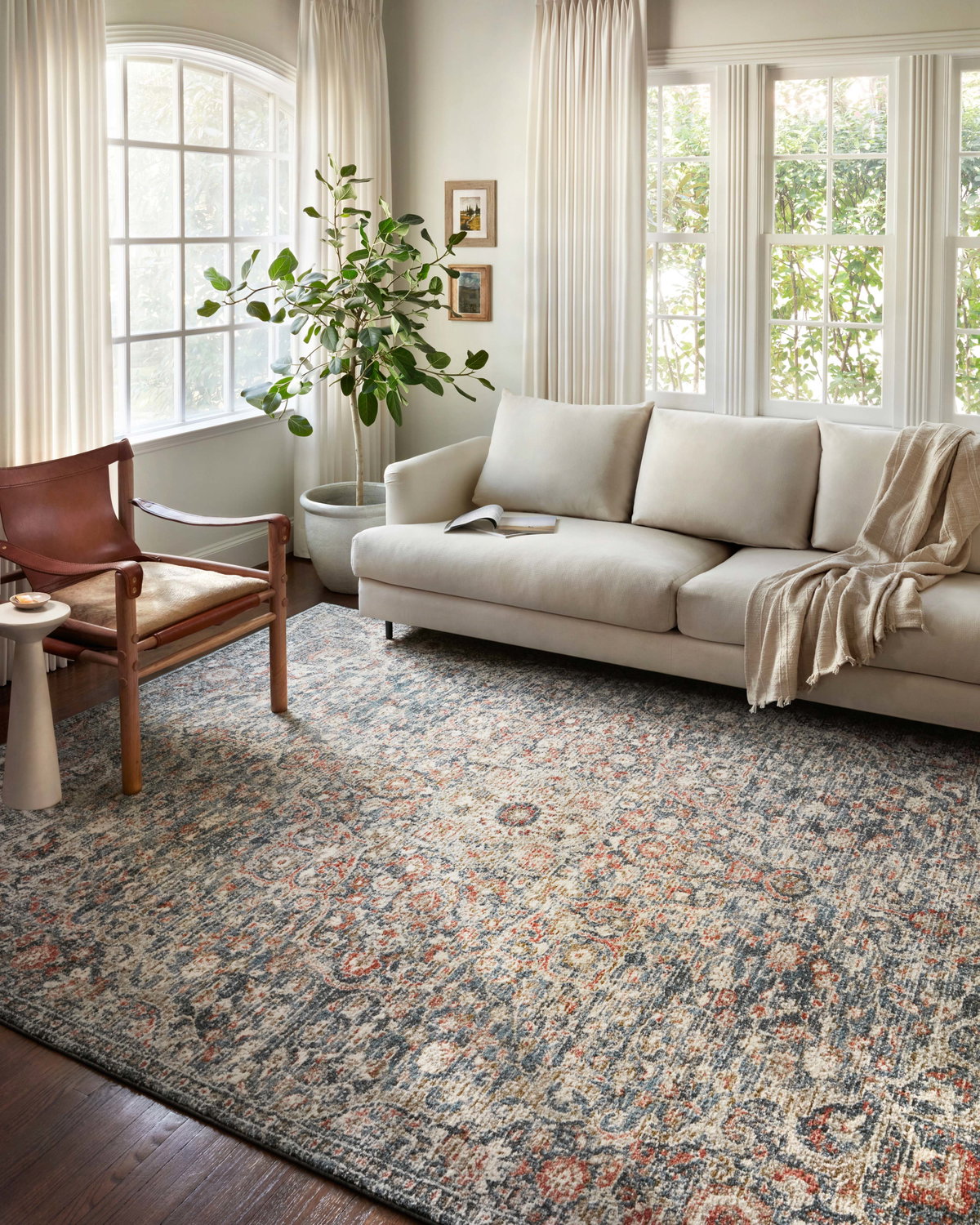 Loloi Saban Rug, 3'9" length x 3'9" width View 2
