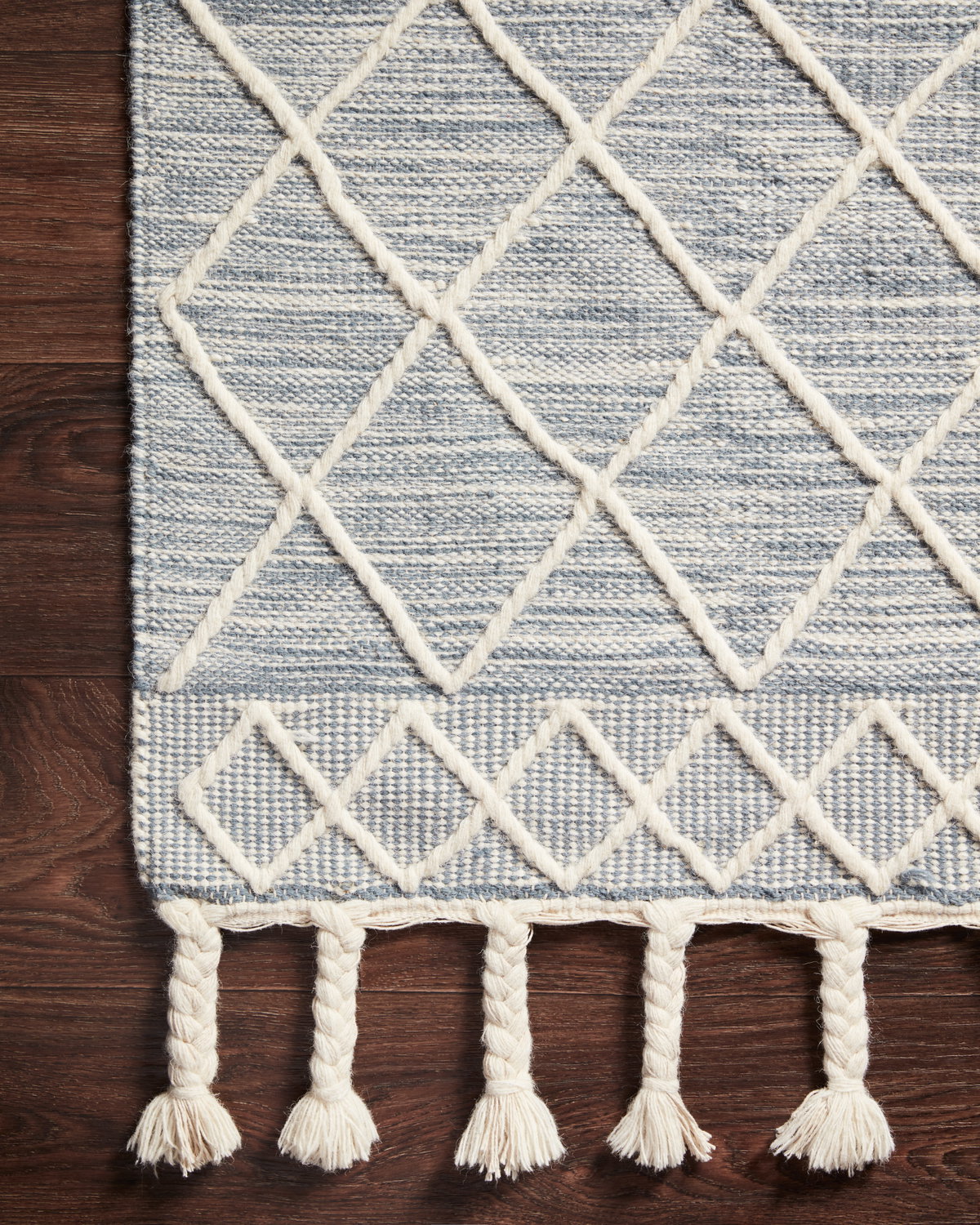 Loloi Sawyer Rug, 5' length x 7'6" width View 4