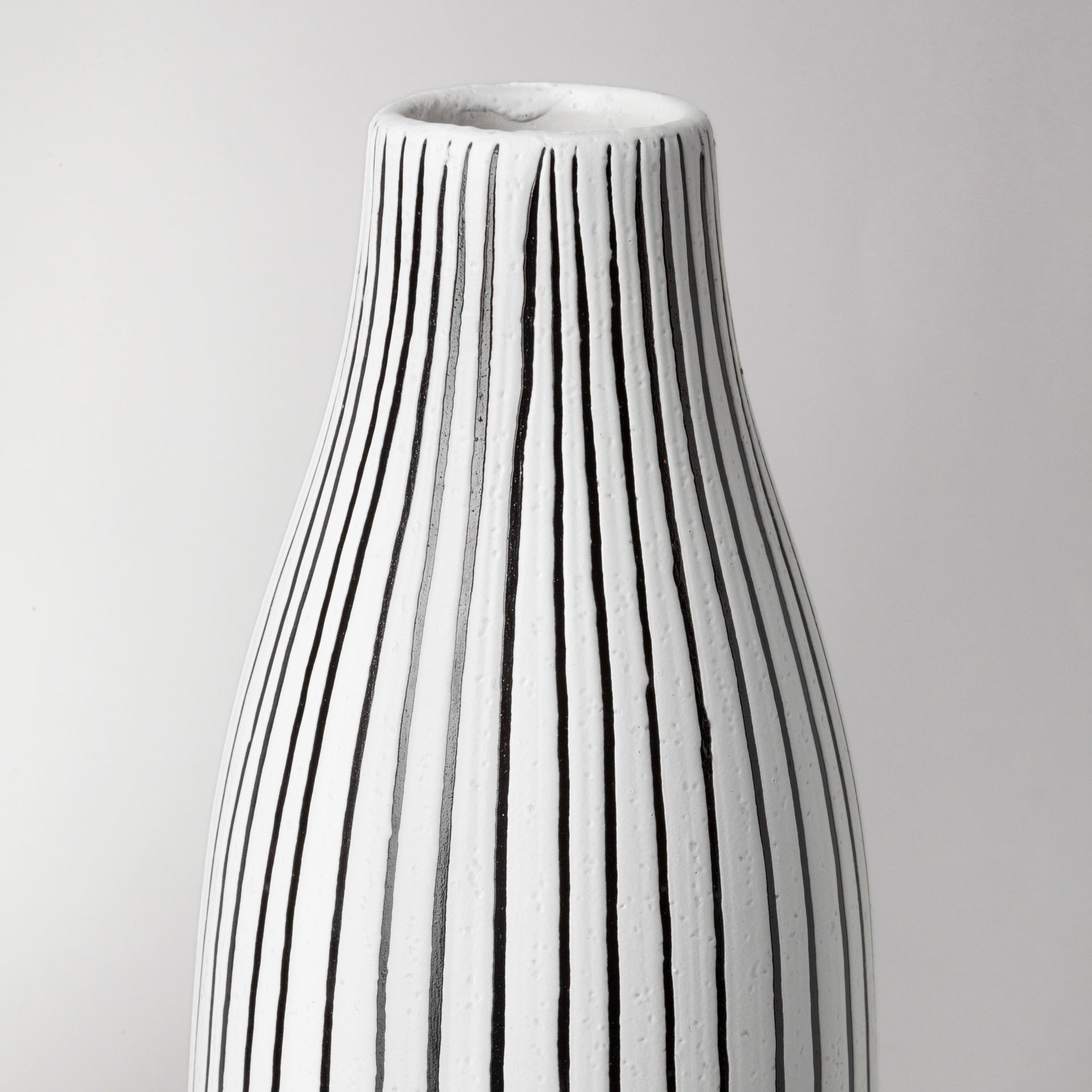 Kira I Small White Pinstripe Ceramic Vase large image 