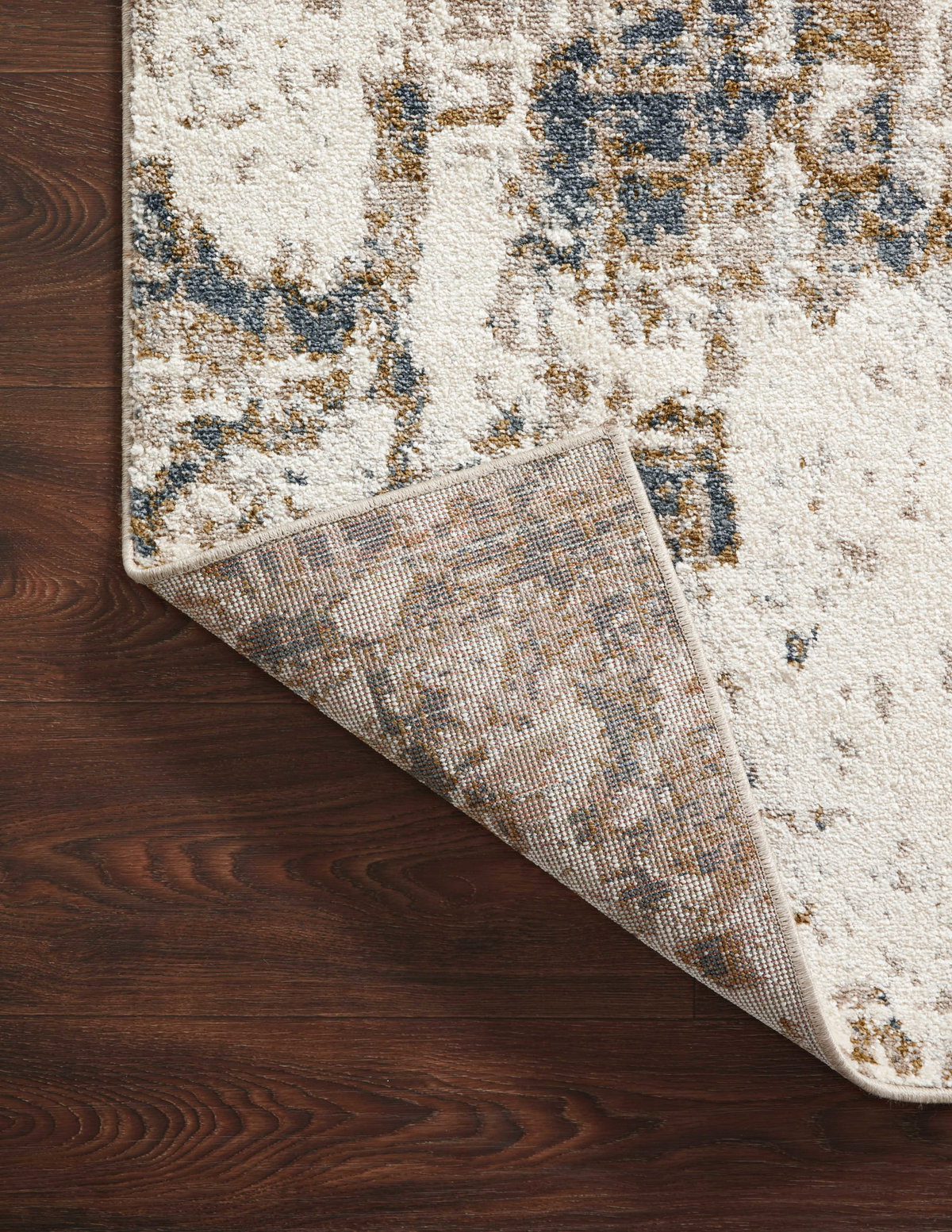 Loloi Spirit Rug, 1'6" length x 1'6" width View 6