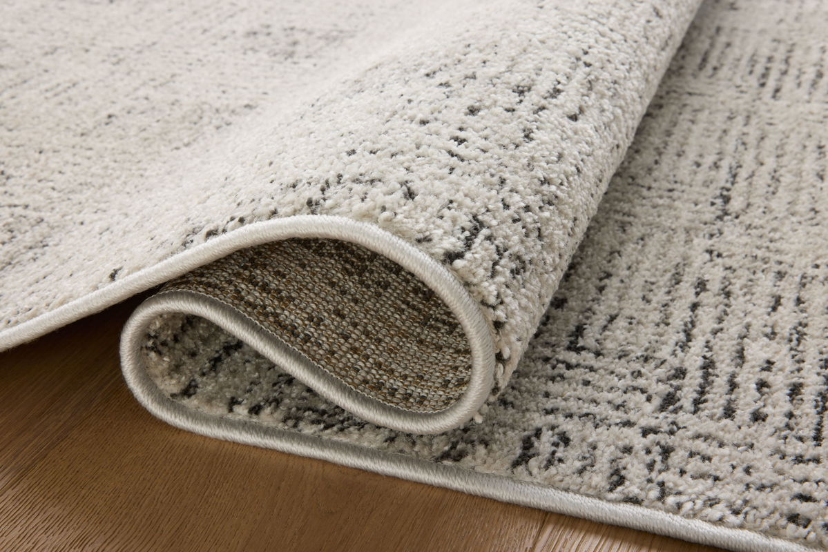 Loloi Kamala Rug, 2'7" length x 8' width View 4