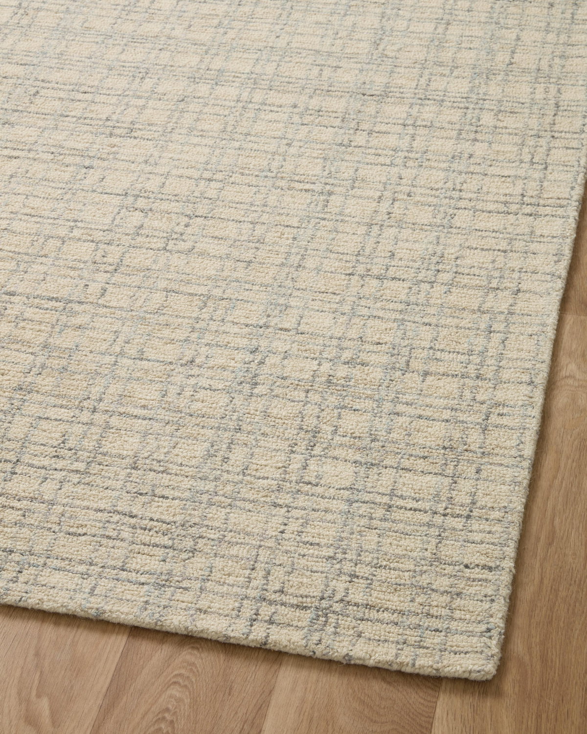 Chris Loves Julia x Loloi Polly Rug, 7'9" length x 9'9" width View 7