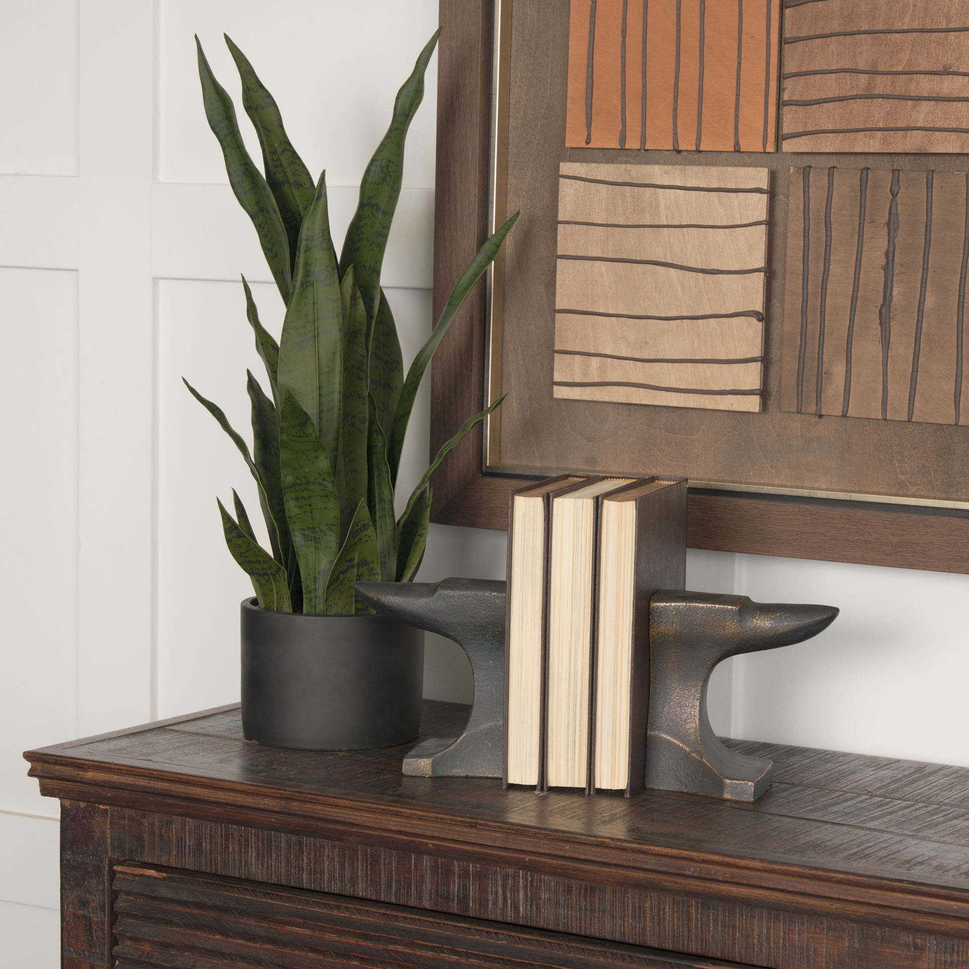 Anvilia (Set of 2) 12L x 4W Black With Gold Accents Anvil Shaped Bookends, by Mercana, 11.81" length x 3.54" width x 6.3" height View 2