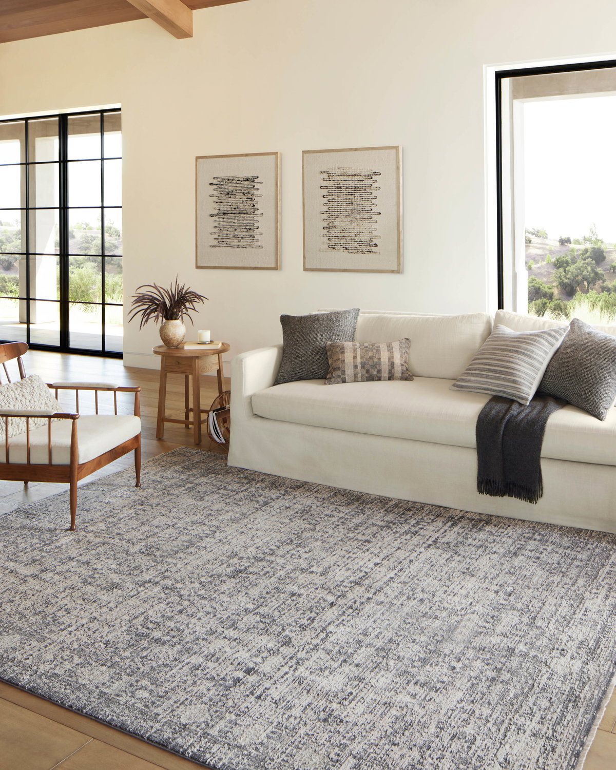 Amber Lewis x Loloi Alie Rug, 1'6" length x 1'6" width View 4