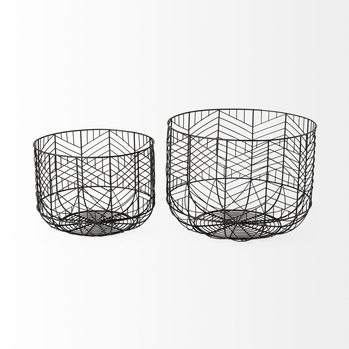 Idris Set of 2 Black Metal Geometric Mesh Bowls, Decorative Bowl by Mercana, 12.01" length x 12.01" width x 8.66" height View 5