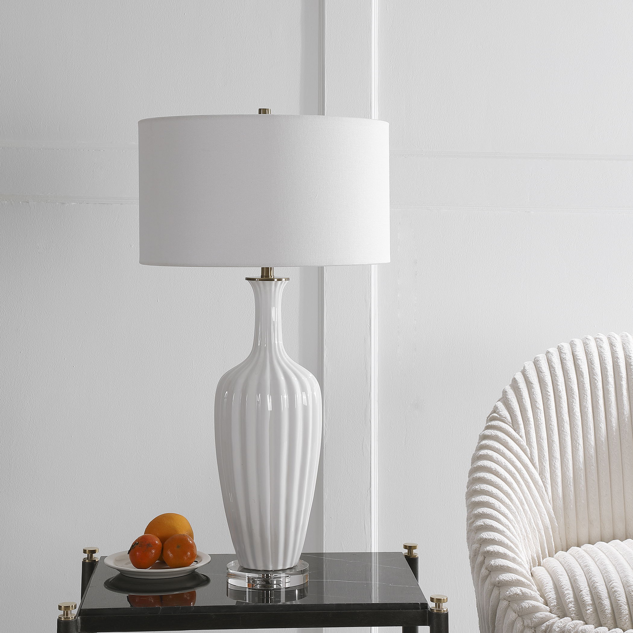 Strauss White Ceramic Table Lamp large image 