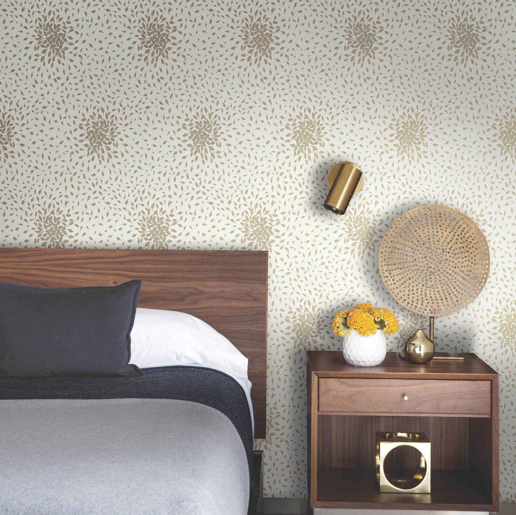Petite Leaves Cream & Gold Wallpaper large image 
