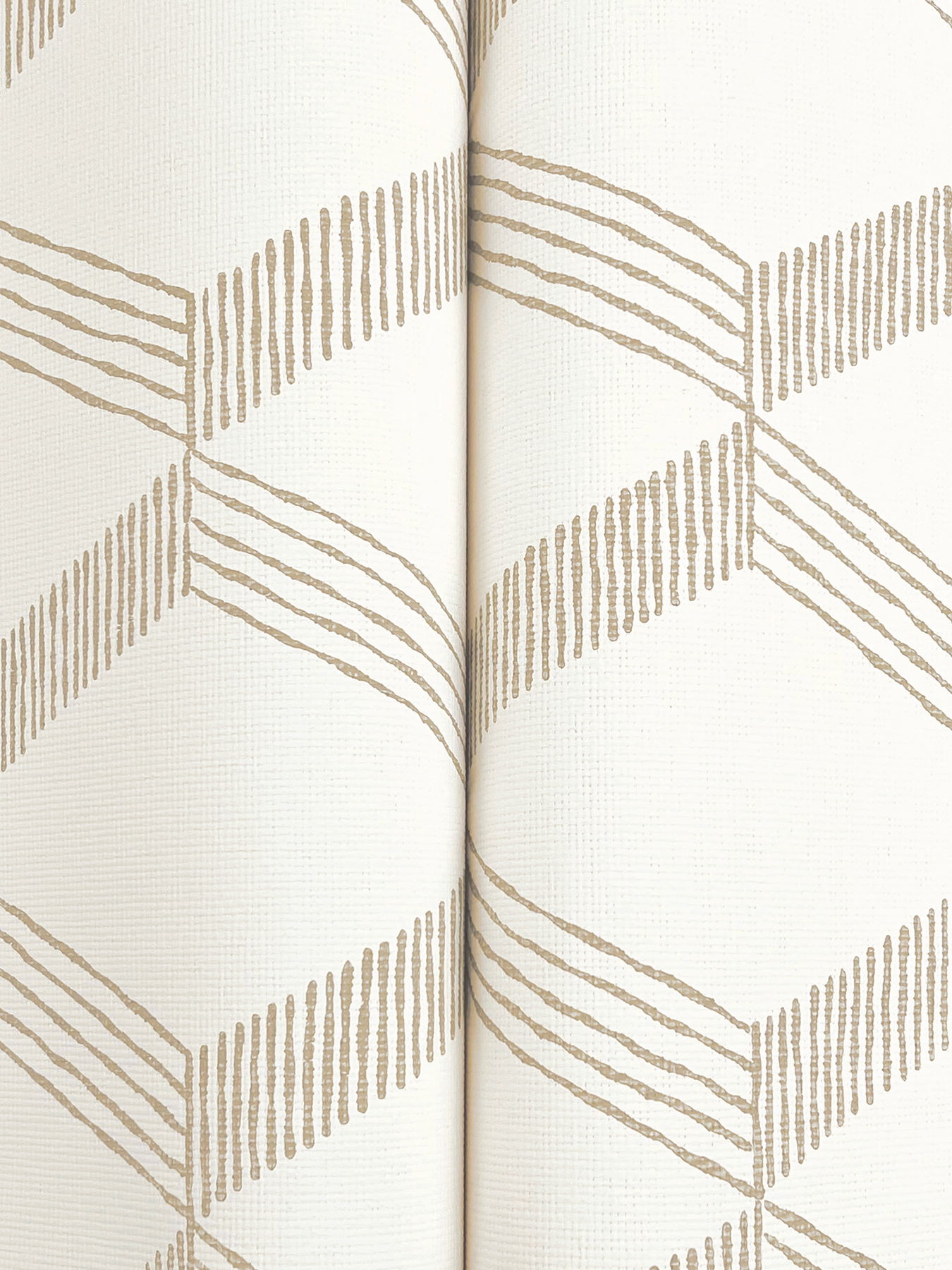 Palisades Paperweave Taupe Wallpaper large image 