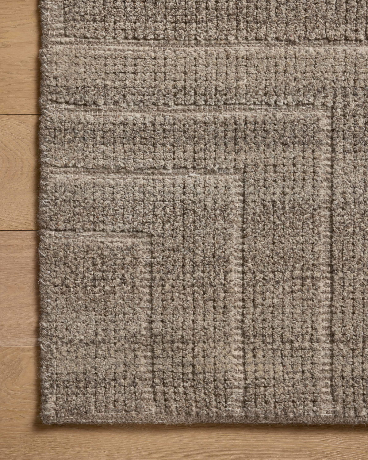 Loloi Asha Rug, 5'6" length x 8'6" width View 3