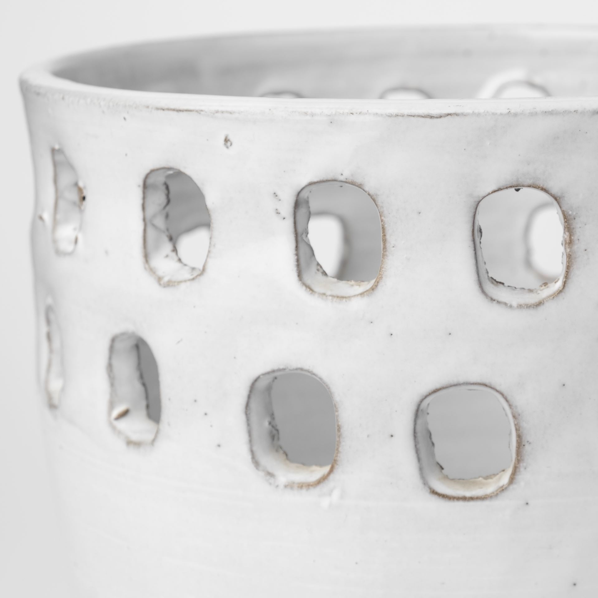 Larissa Set of Two White Ceramic Hollow Pattern Vases, by Mercana, 6.7" length x 6.7" width x 7.1" height View 4