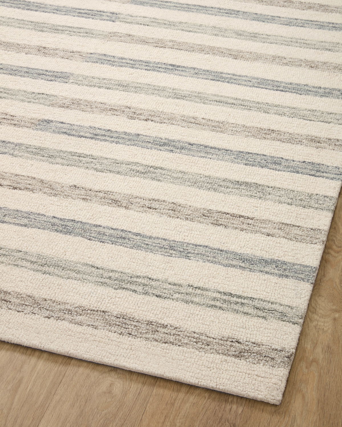 Chris Loves Julia x Loloi Chris Rug, 2'6" length x 9'9" width View 10