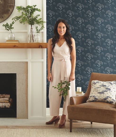 On Navy White & Navy Wallpaper