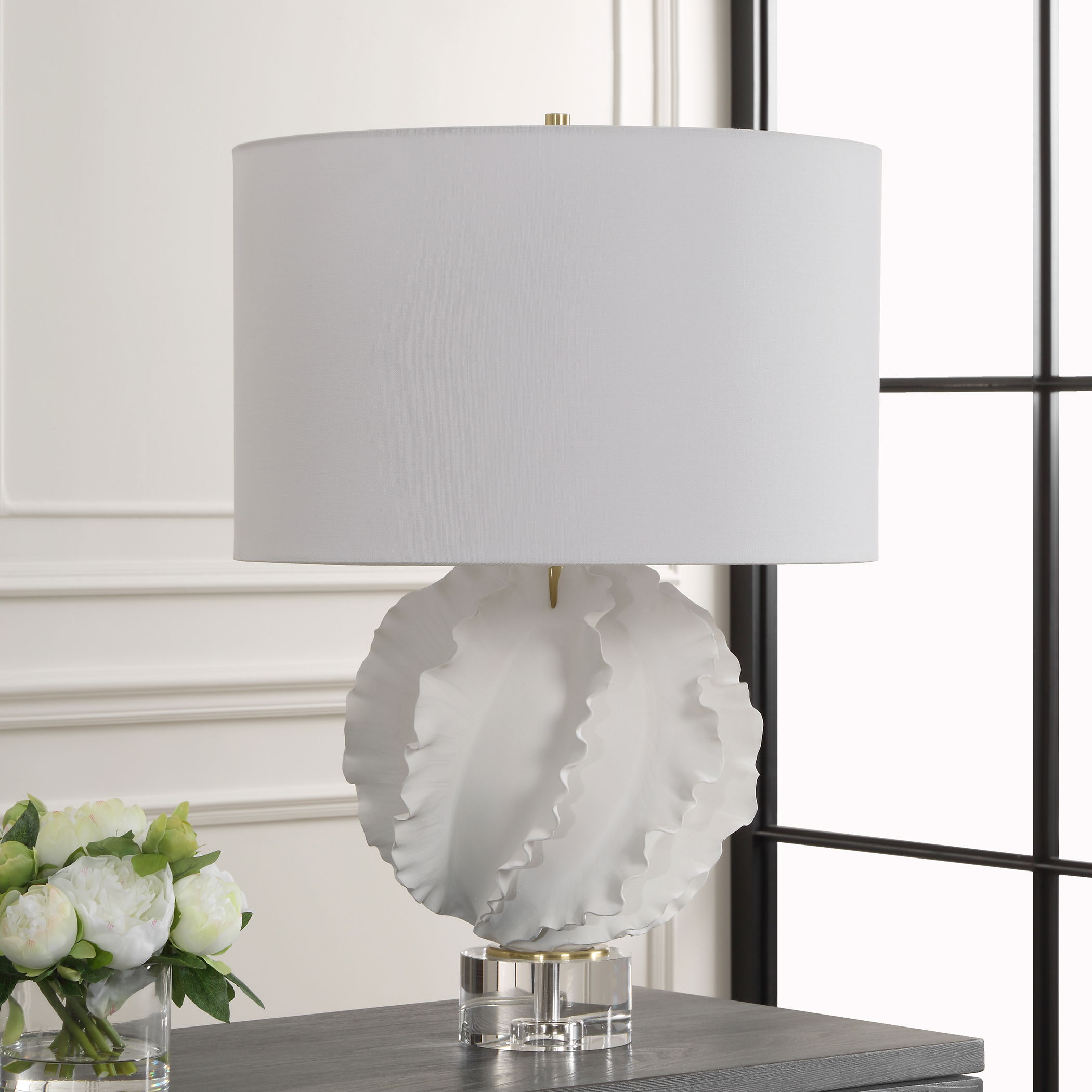 Saylor White Table Lamp large image 