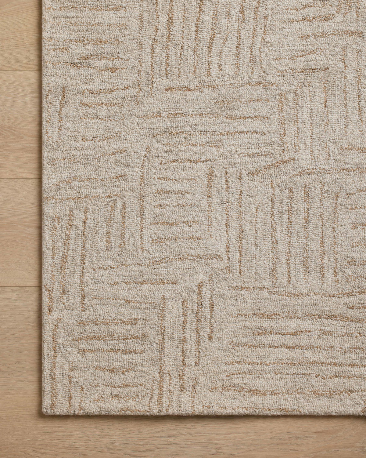 Chris Loves Julia x Loloi Polly Rug, 2' length x 5' width View 5