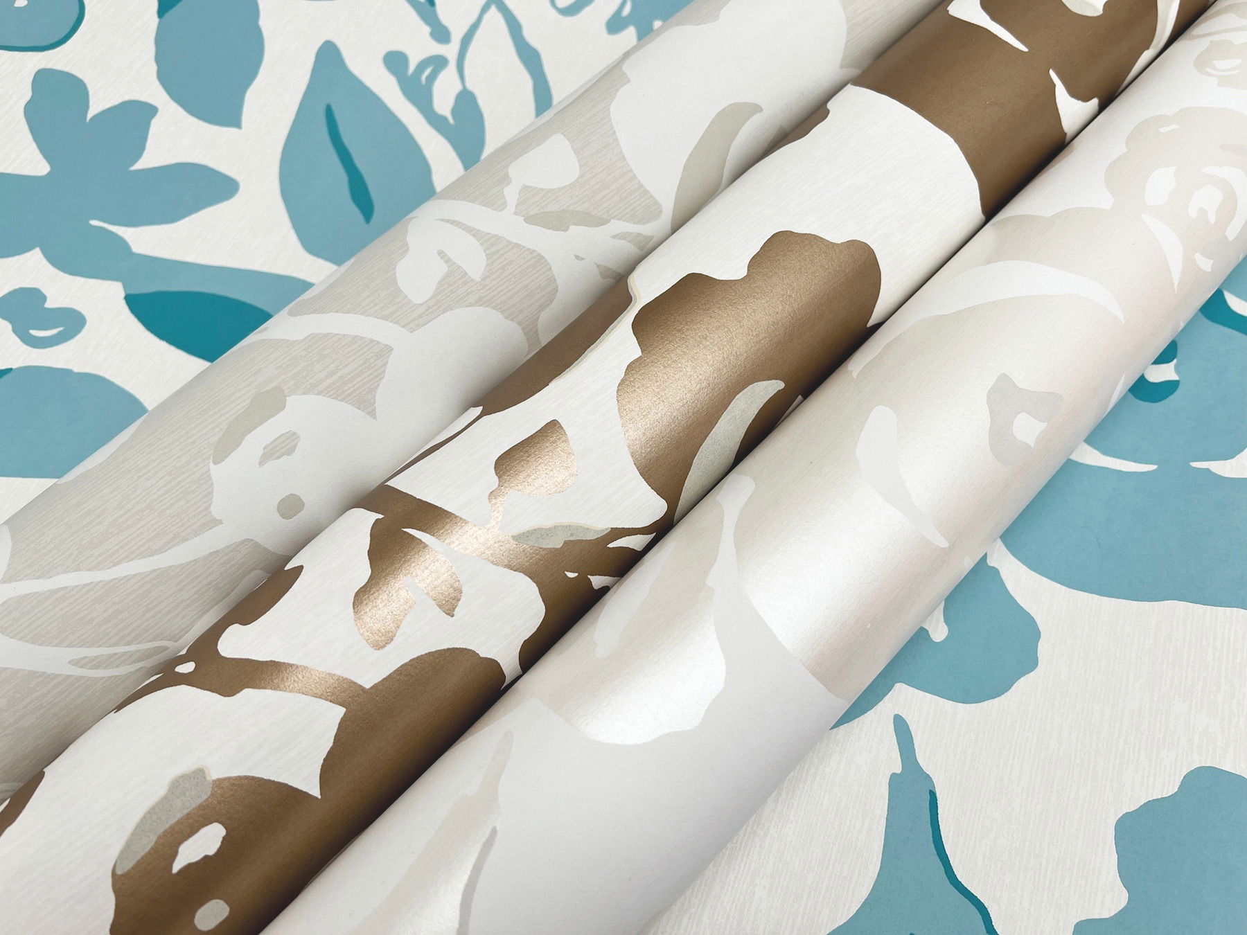 Brushstroke Floral Gold Wallpaper large image 