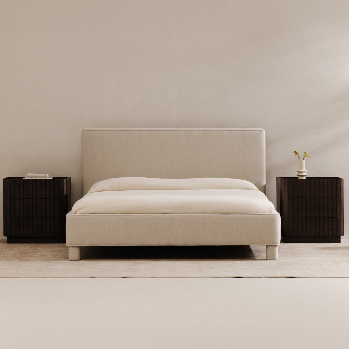 Ichigo Queen Bed Light Grey, by Moe's Home, 65.7" width x 49" height x 92" depth View 12