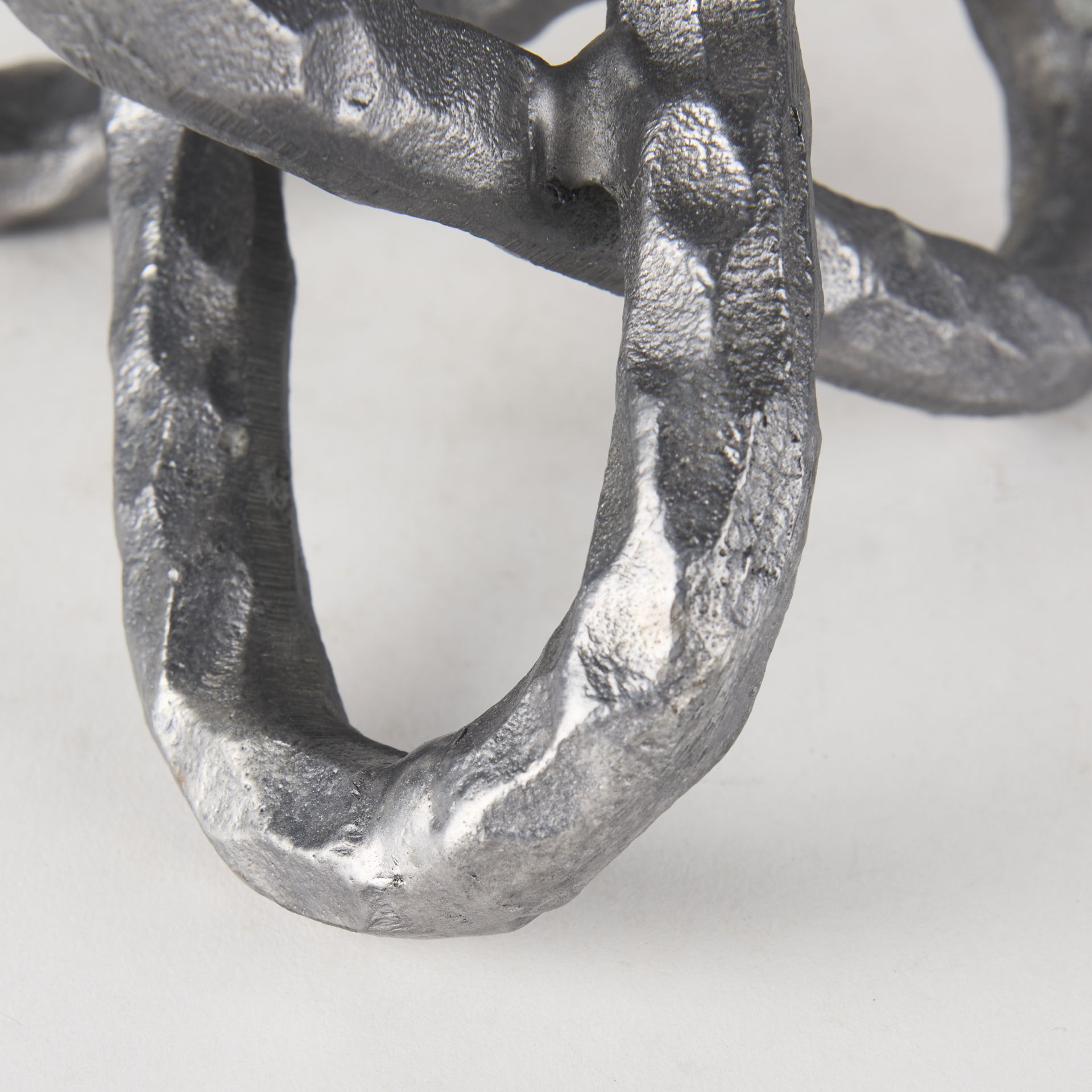 Wilhelm I (Small) 7L x 7W Silver Metal Link Decor Object large image 