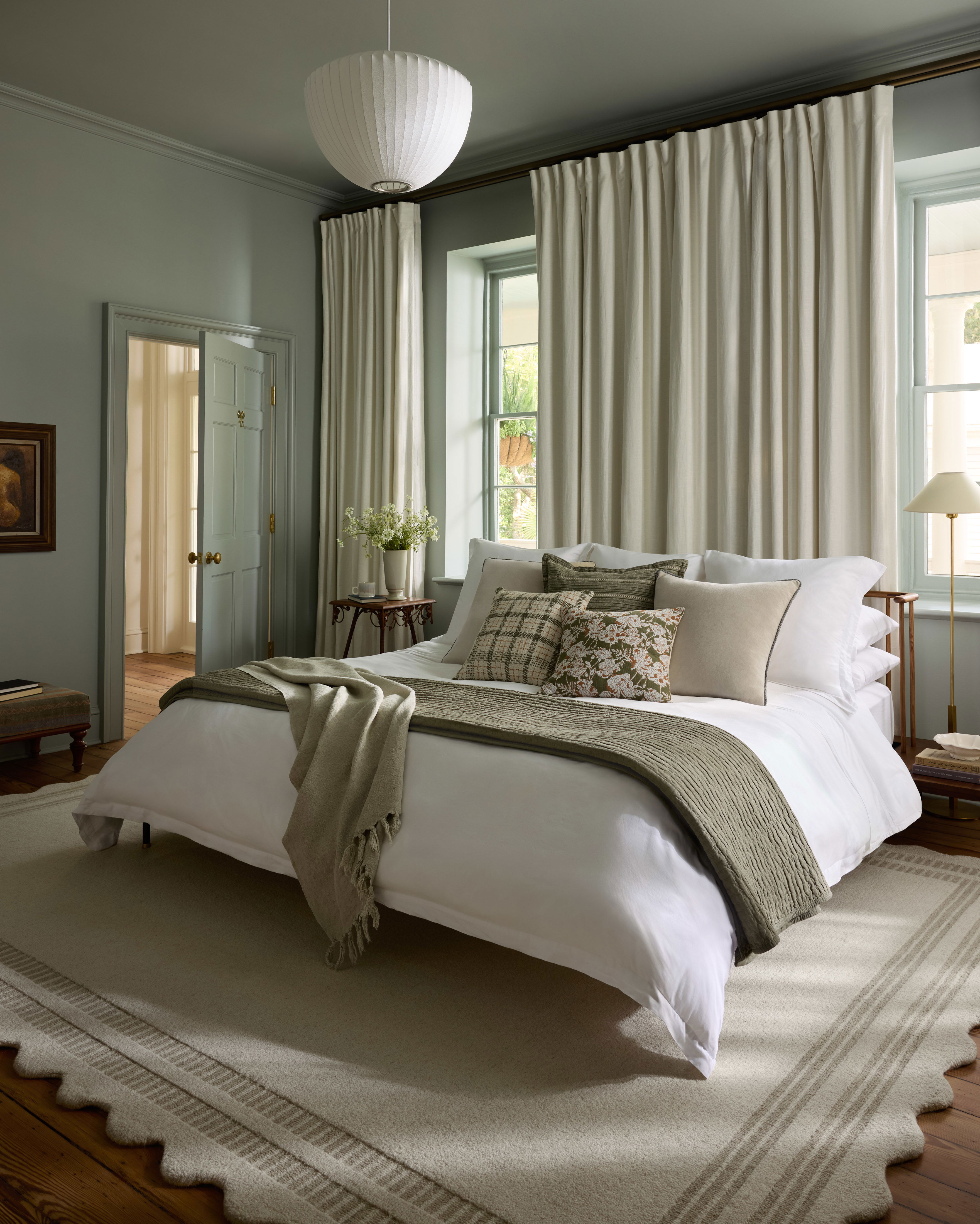 Chris Loves Julia x Loloi Scottie Rug, 2'3" length x 3'9" width View 2