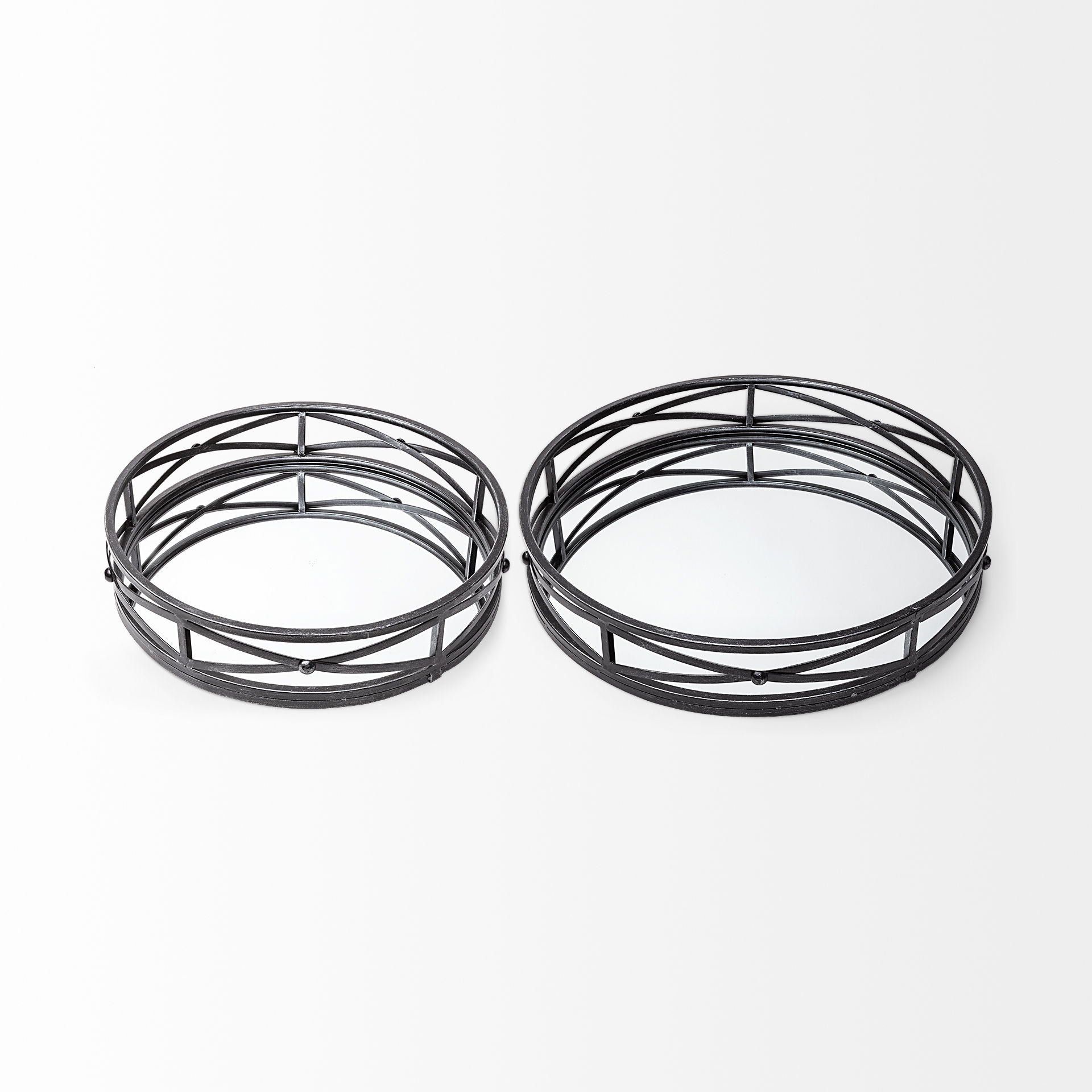 Piers (Set of 2) Black Metal Mirrored Round Trays large image 
