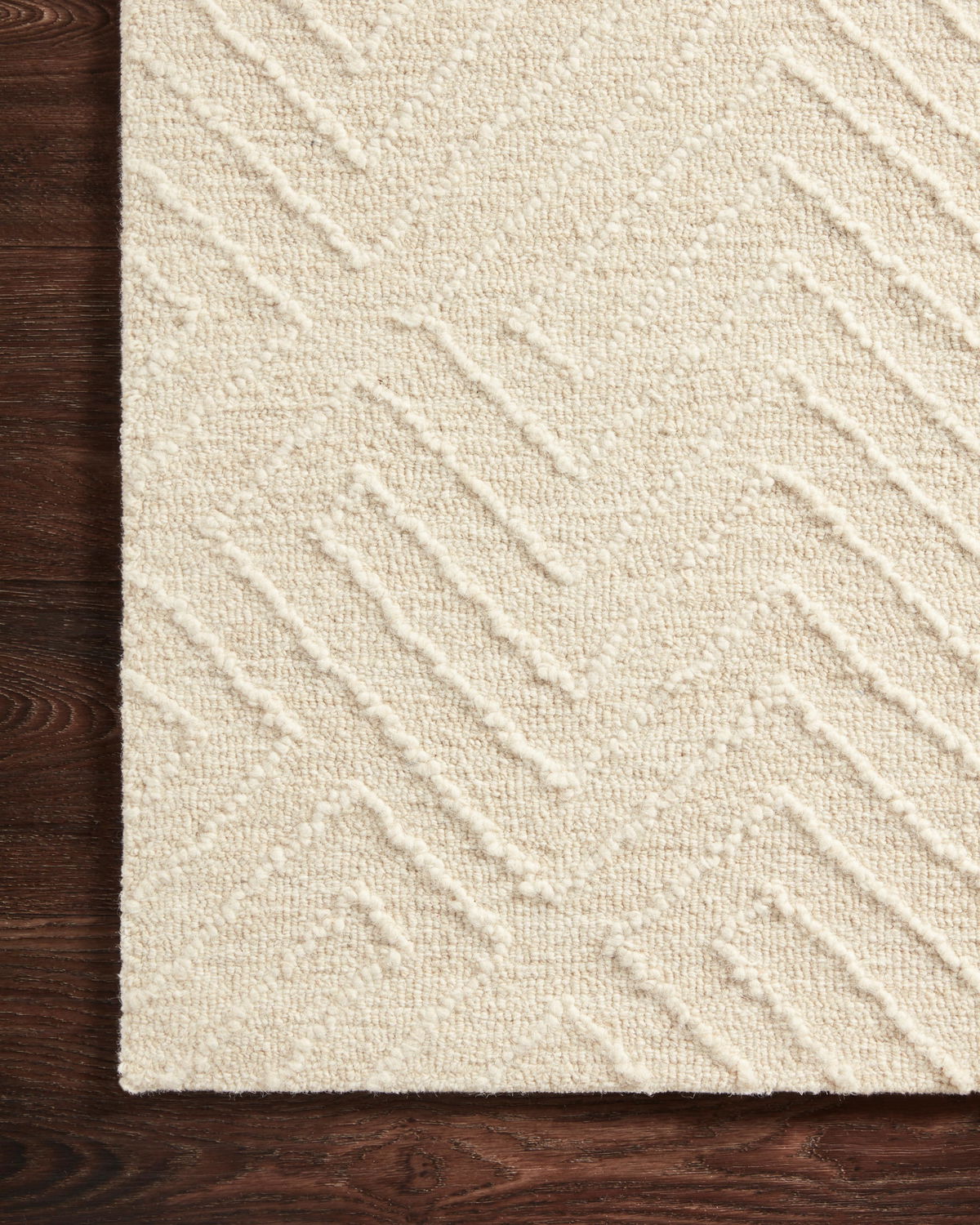 Magnolia Home by Joanna Gaines x Loloi Sarah Rug, 2'3" length x 3'9" width View 3