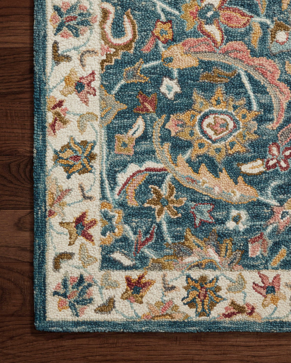 Loloi Victoria Rug, 5' length x 7'6" width View 3