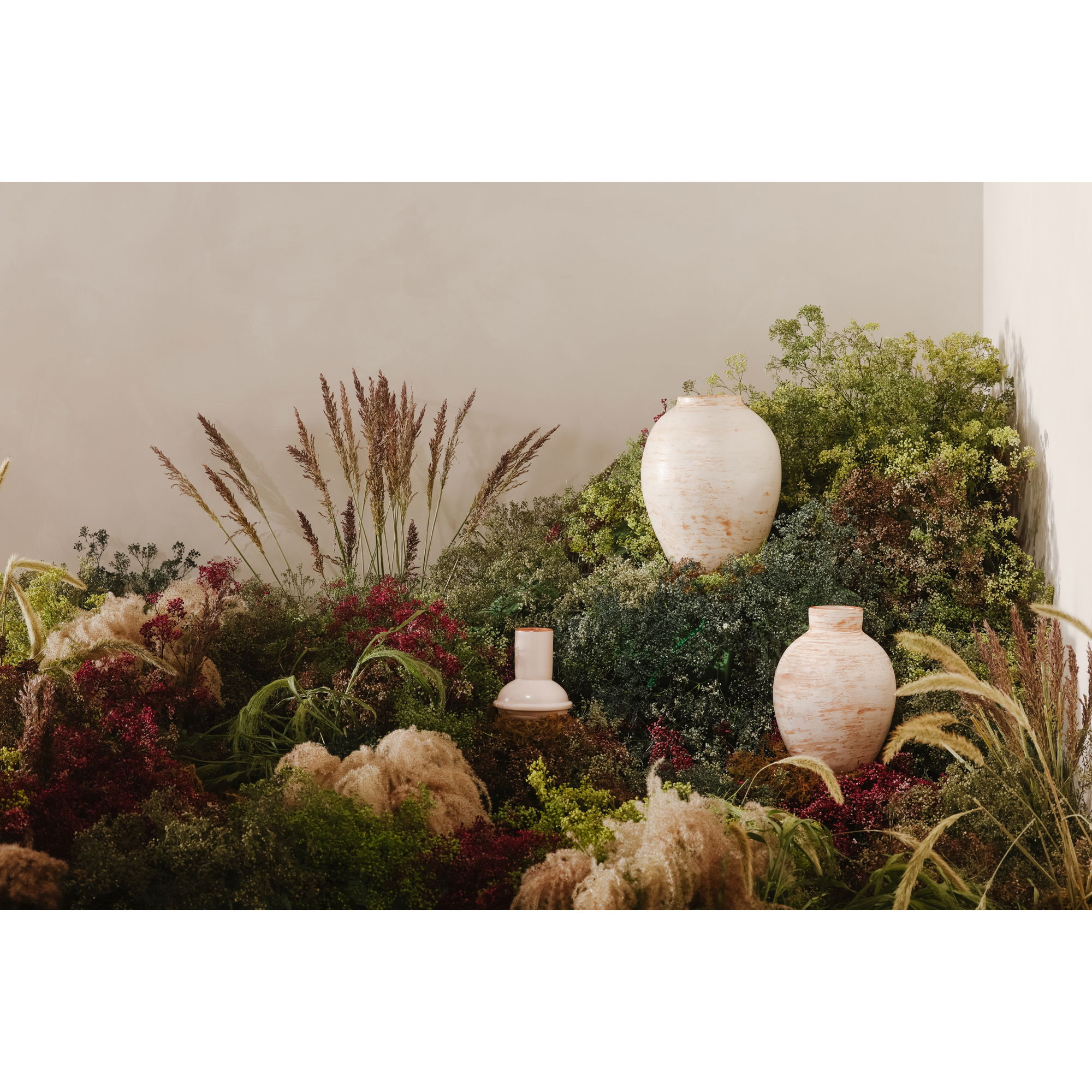 Nita Vase, by Moe's Home, 6" width x 8" height x 6" depth View 6