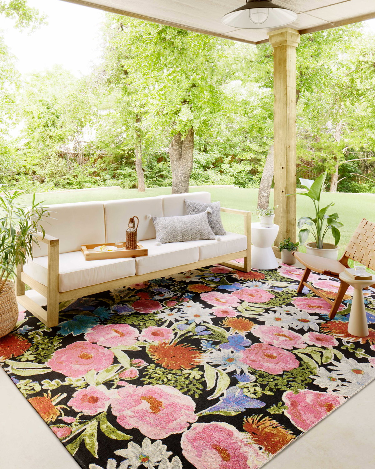 Loloi Botanical Rug, 1'6" length x 1'6" width View 4