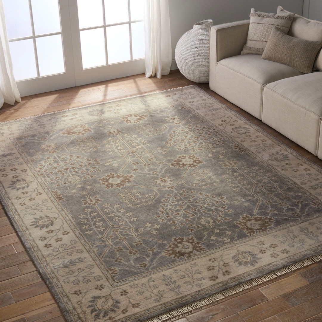 Liberty Hand-Knotted Gray/Silver Area Rug large image 