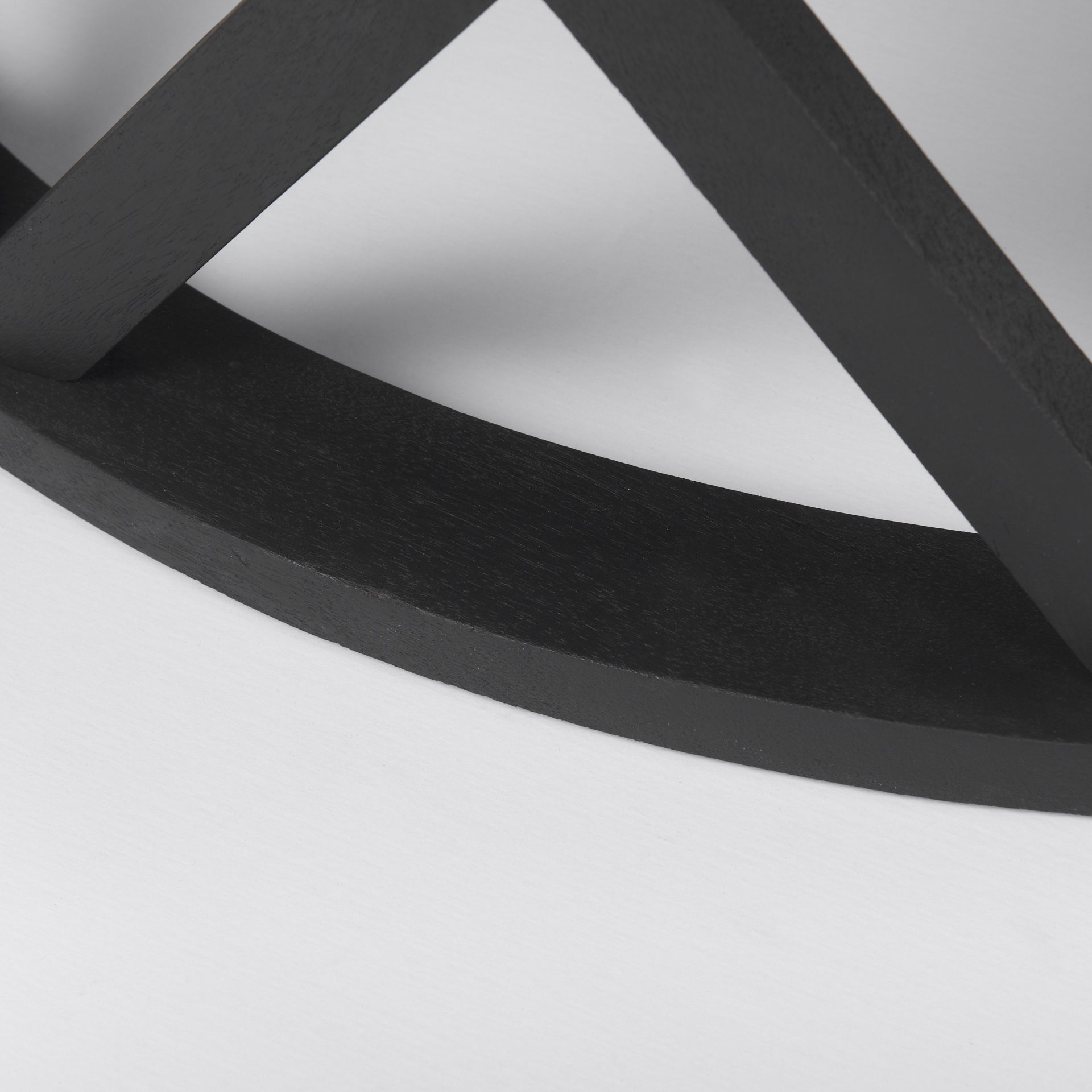 Forsey  28.0L x 45.3W x 18.0H Black Solid Wood Round Coffee Table, by Mercana, 45" length x 45" width x 18" height View 8