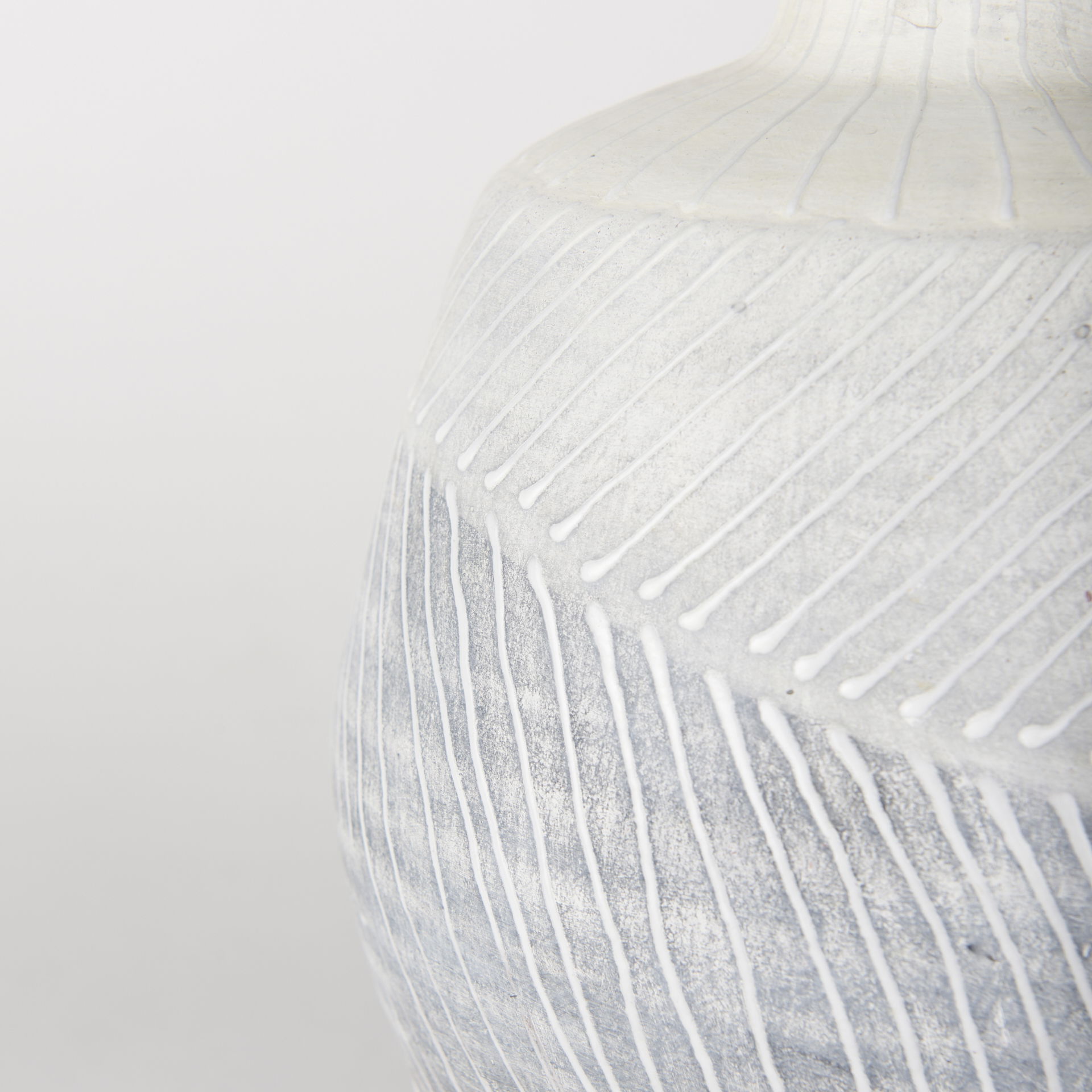 Blume 10H Off-White with Gray Textured Vase large image 