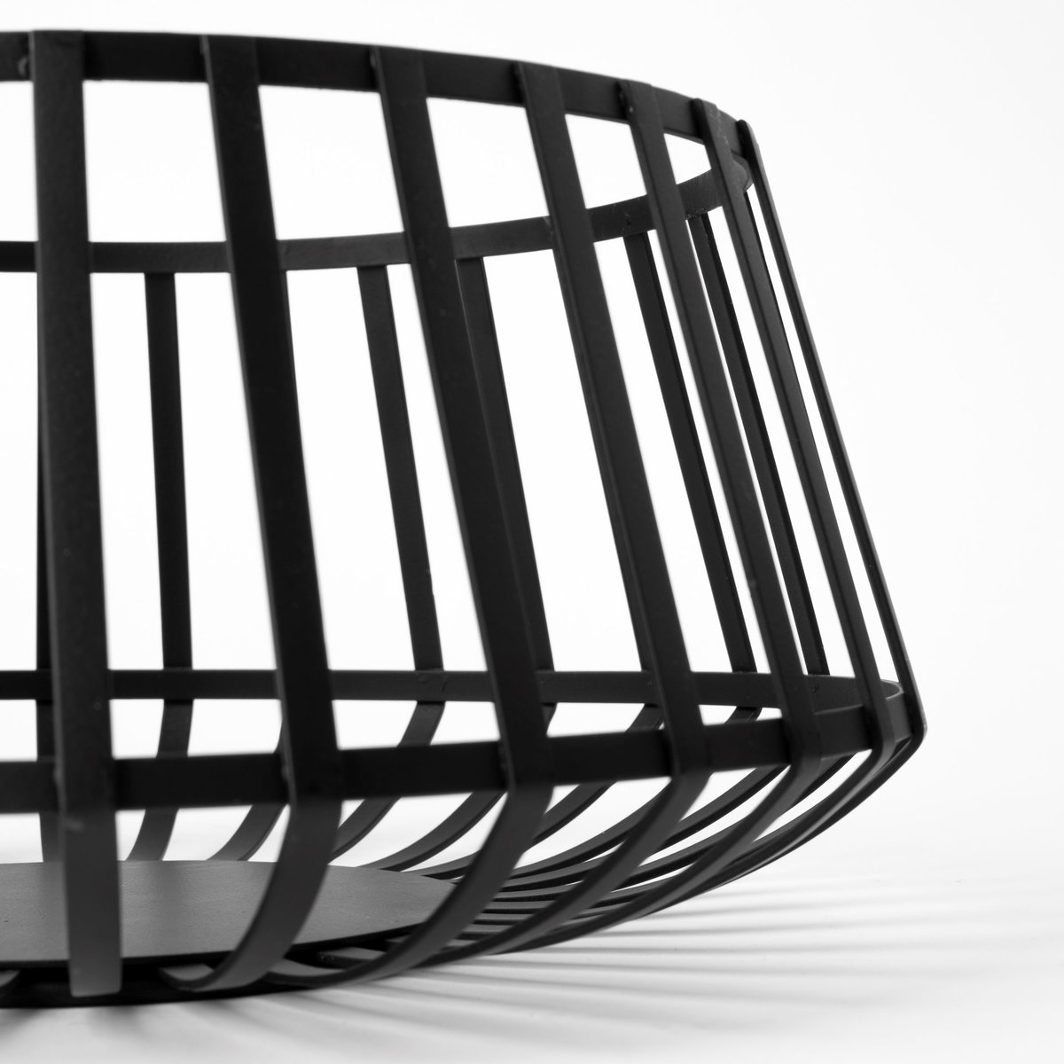 Emilio Set of 2 Black Metal Slated Bowls, Decorative Bowl by Mercana, 13.19" length x 13.19" width x 5.51" height View 9