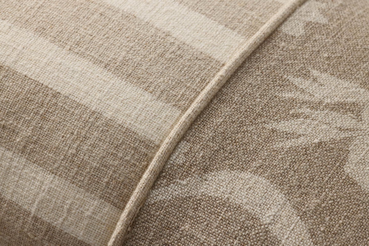 Loloi  Pillow, Decorative Pillow, 13" length x 21" width View 3