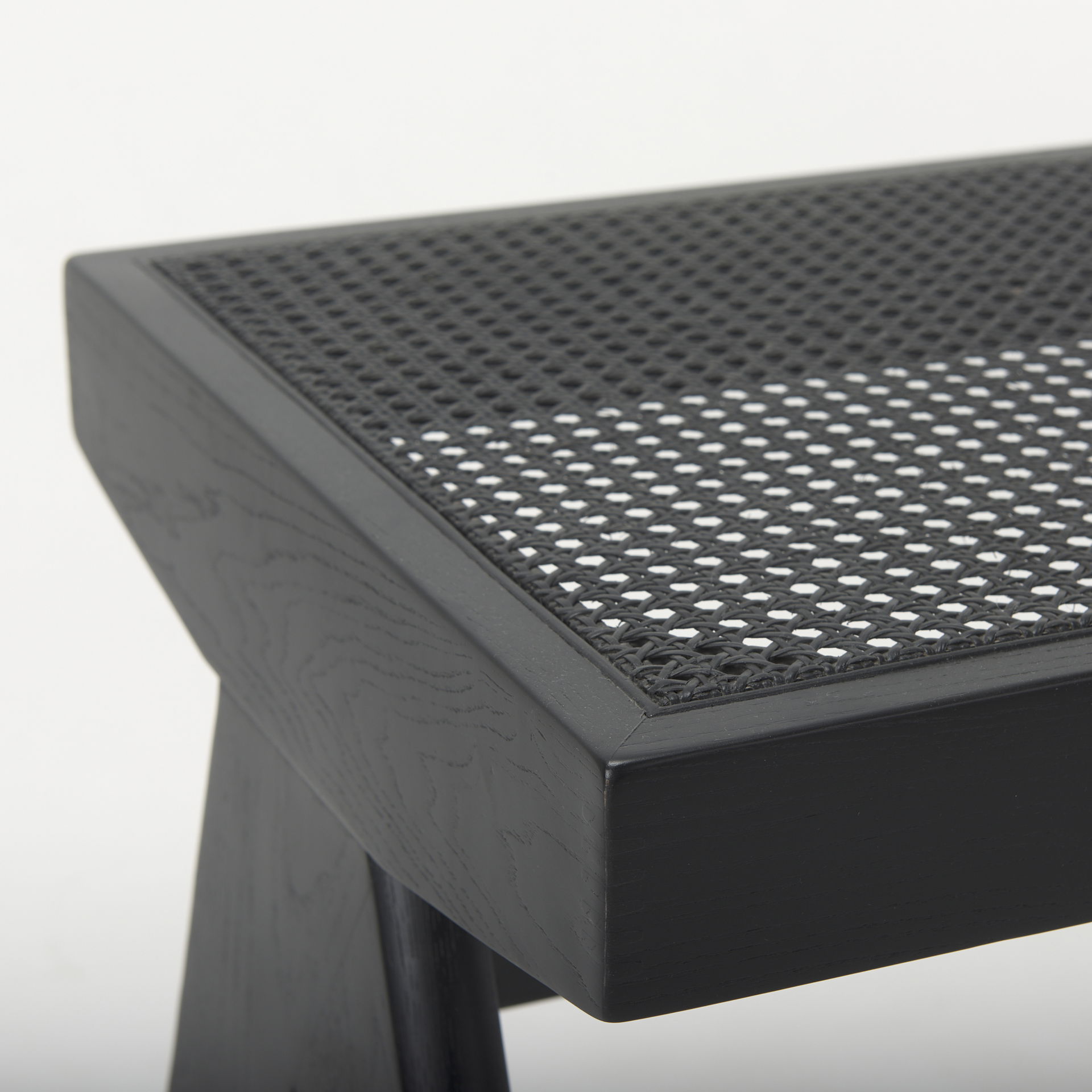 Arvin  Black Wooden Bench large image 