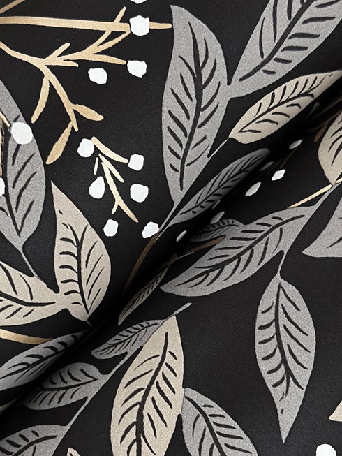 Willowberry Black Wallpaper