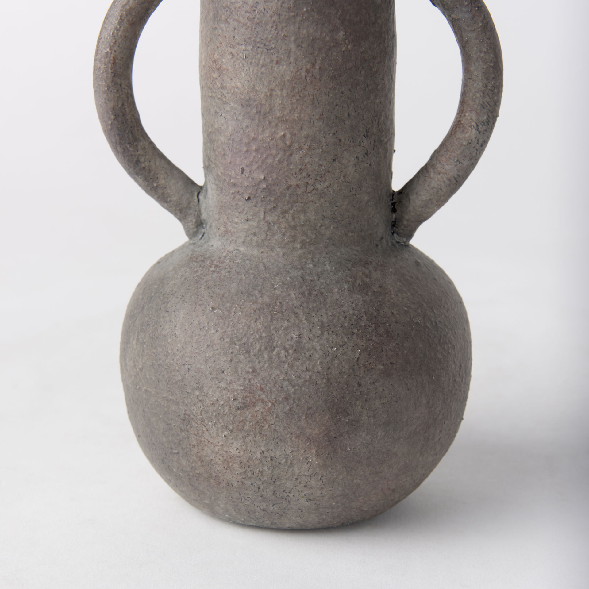 Armani 6.7H Brown-Gray Double Ear Vase large image 