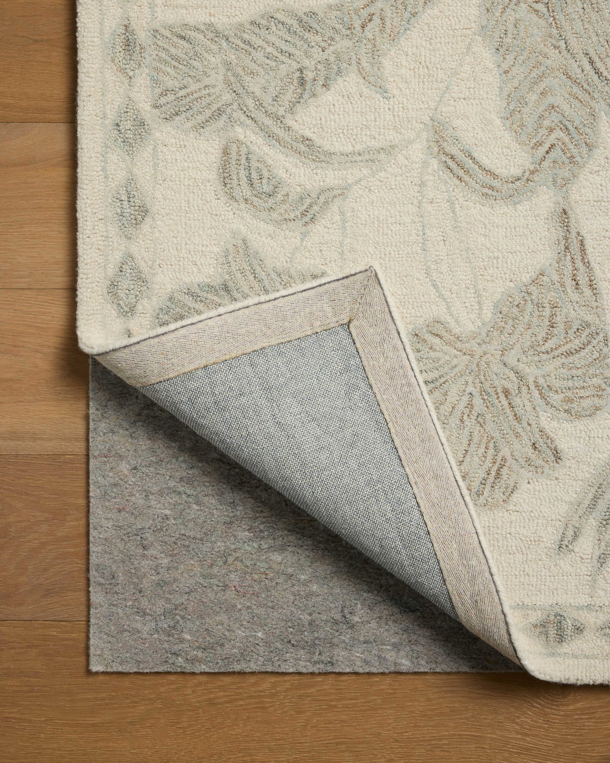 Loloi Lenore Rug, 1'6" length x 1'6" width View 6