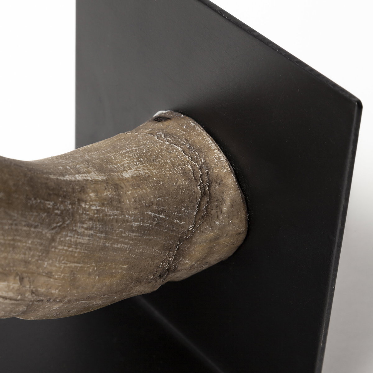 Nickerson (Set of 2) 6L x 7W Bull Horn Bookends, by Mercana, 5.5" length x 6.5" width x 5.51" height View 8
