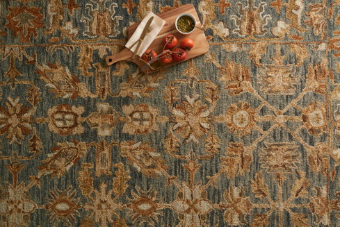 Loloi Victoria Rug
